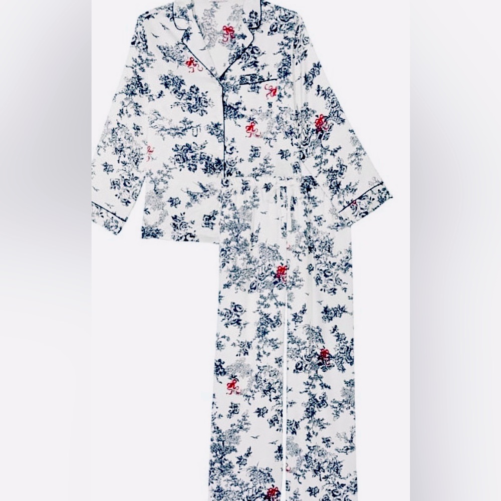 NWOT Victoria’s Secret Satin Pajama Set